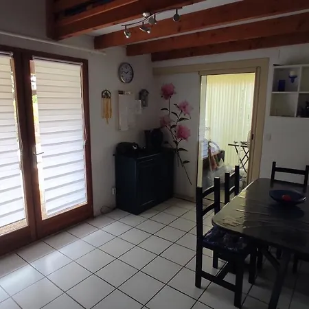 Maison De Climatisee 5 Pers Avec Piscine Commune Et Velos جرْويسا