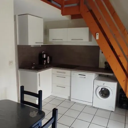بيت للعطل Maison De Climatisee 5 Pers Avec Piscine Commune Et Velos جرْويسا