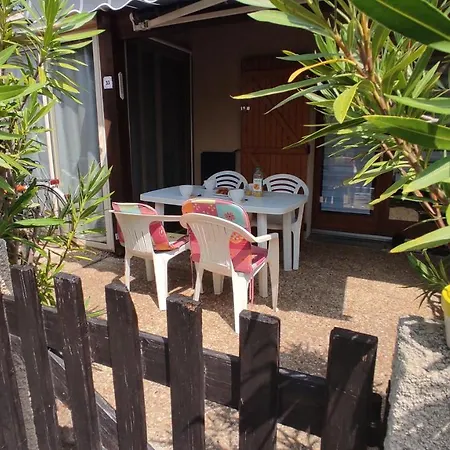Maison De Climatisee 5 Pers Avec Piscine Commune Et Velos Gruissan