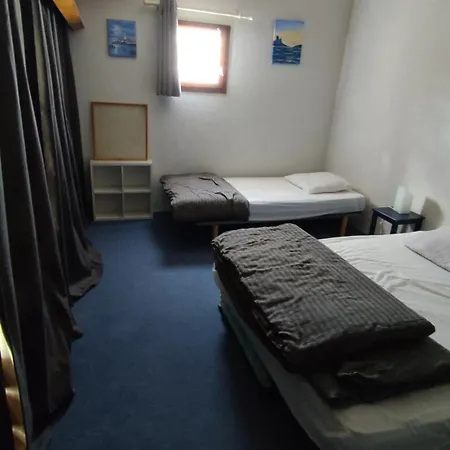 Dom wakacyjny Maison De Climatisee 5 Pers Avec Piscine Commune Et Velos Gruissan