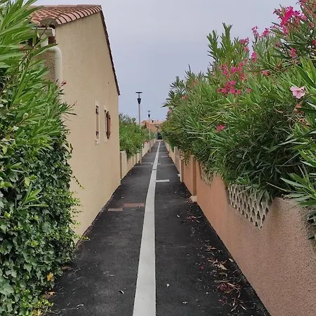 Maison De Climatisee 5 Pers Avec Piscine Commune Et Velos Nyaraló *